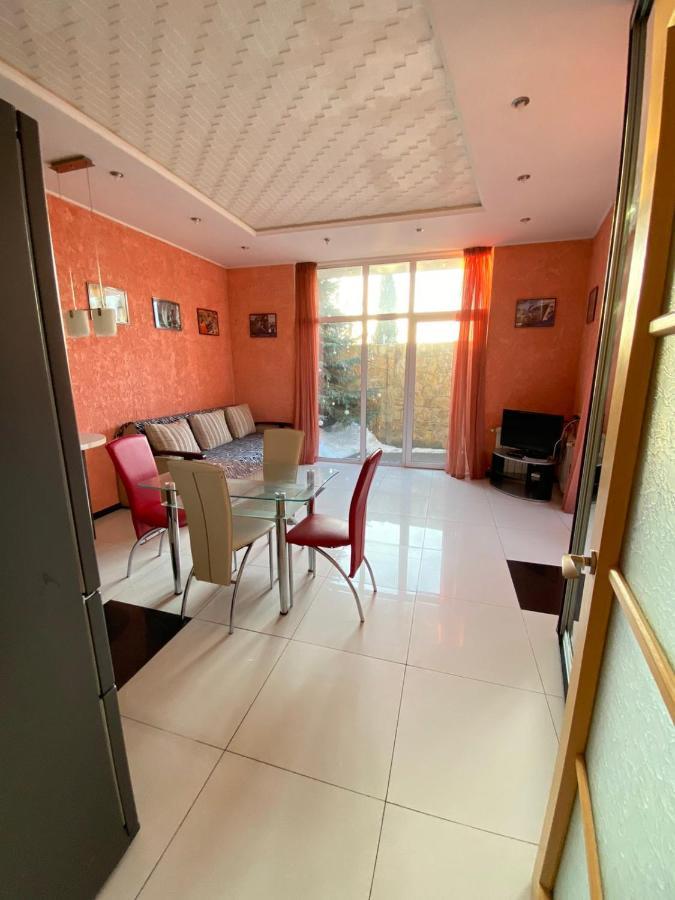 Villa Тownhouse 84 Petropavlovskaya Borshchagovka Esterno foto