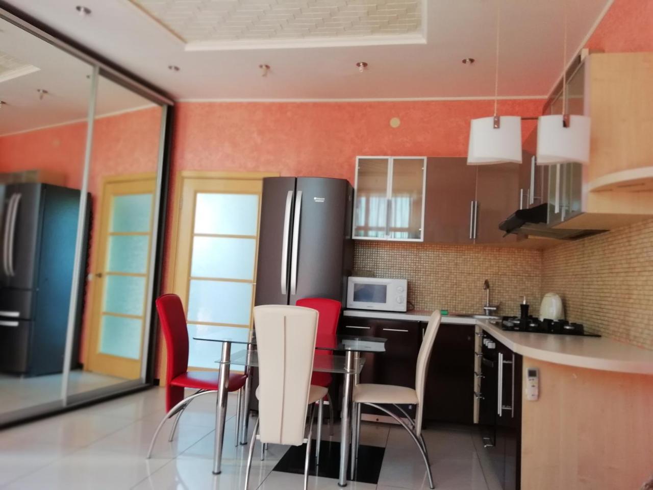 Villa Тownhouse 84 Petropavlovskaya Borshchagovka Esterno foto